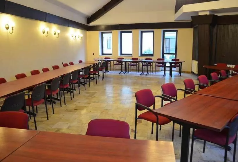 هتل Centrum Natury Beskid