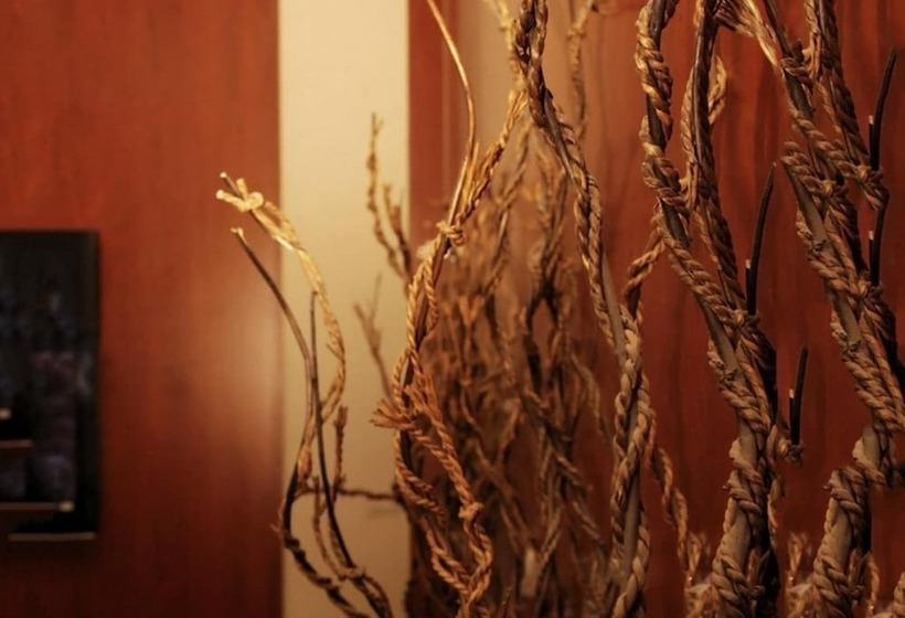 Hotel Onkel Inn Airport Sleepbox