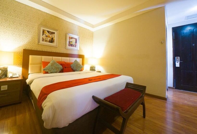 בית מלון כפרי Reddoorz Plus Near Universitas Negeri Makassar 2