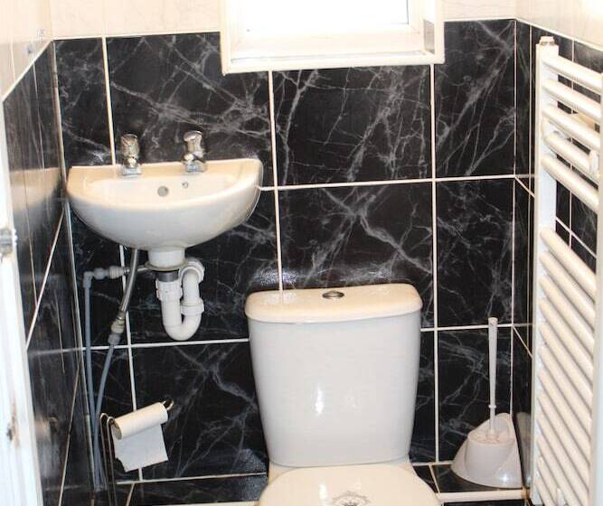 بنسيون Park Lane Heights