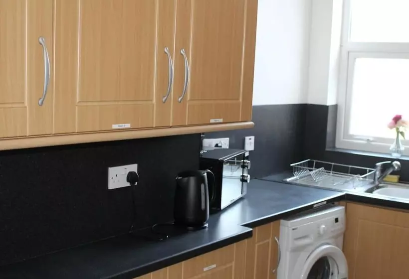 Majatalo Park Lane Heights