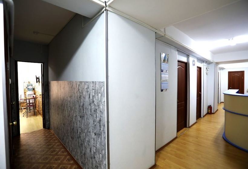 U Krasnogo Mosta  Hostel