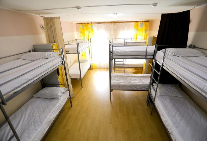 U Krasnogo Mosta  Hostel