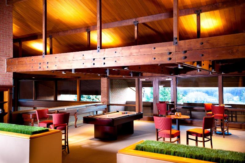 Chubb Hotel & Conference Center