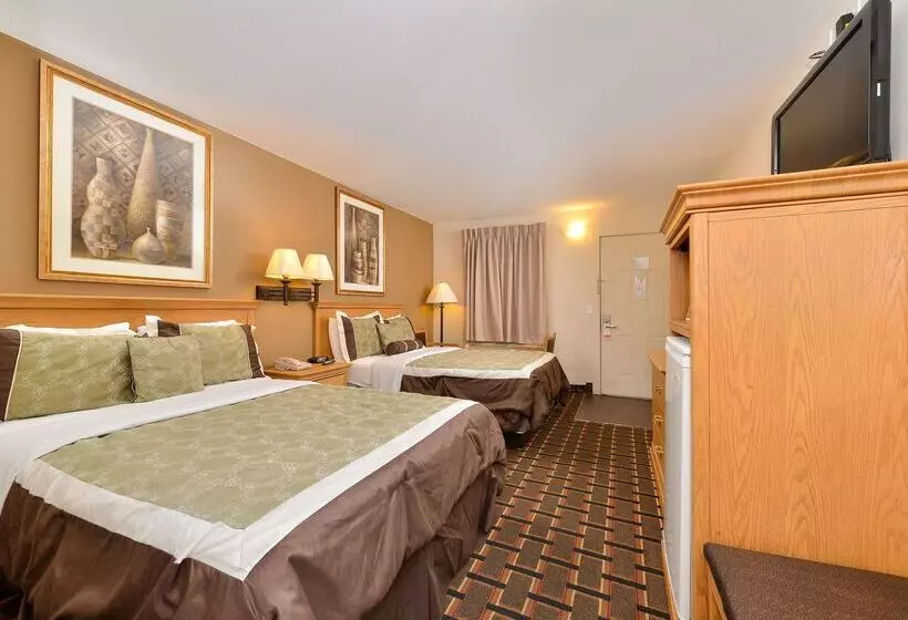 Отель Americas Best Value Inn Near Downtown Nashville