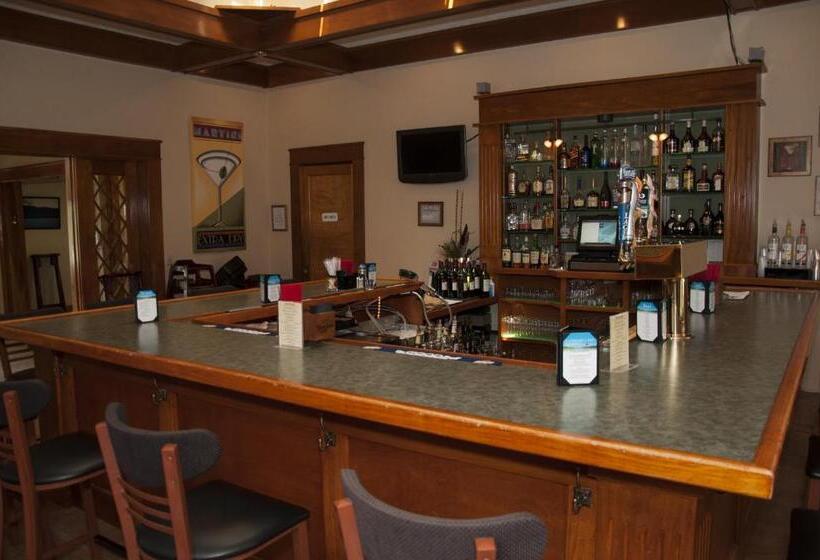 Отель Bayside Resort, Lake George Ny