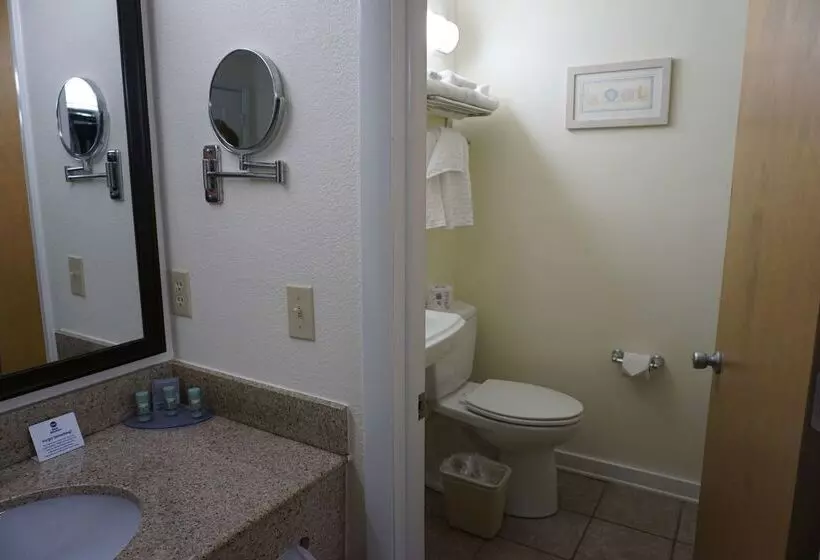 ホテル Best Western Chincoteague Island