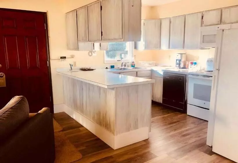 호텔 Driftwood Inn