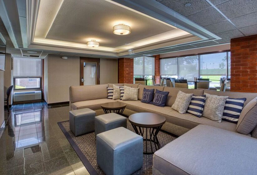 ホテル Drury Inn & Suites St. Louis Fairview Heights