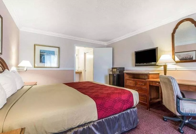 فندق Econo Lodge Castro Valley I580