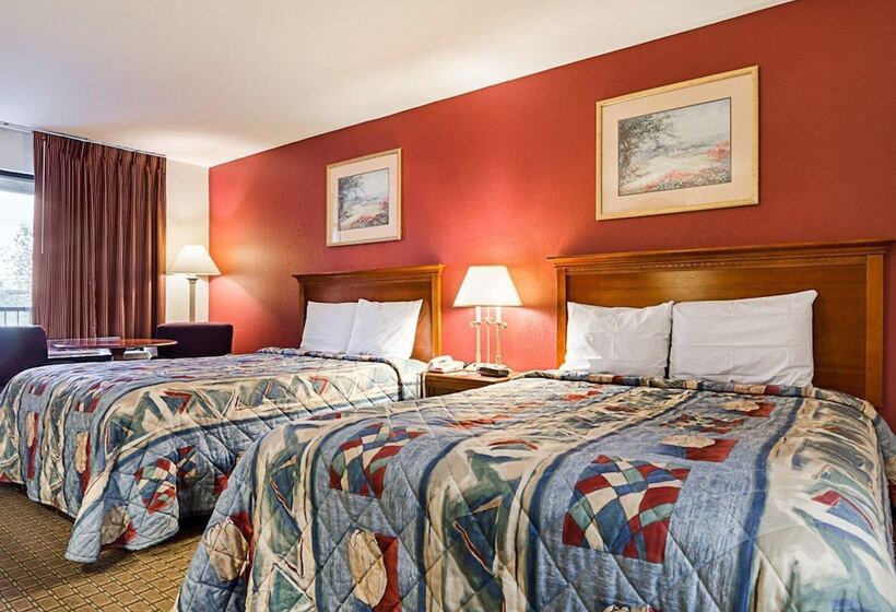 فندق Econo Lodge