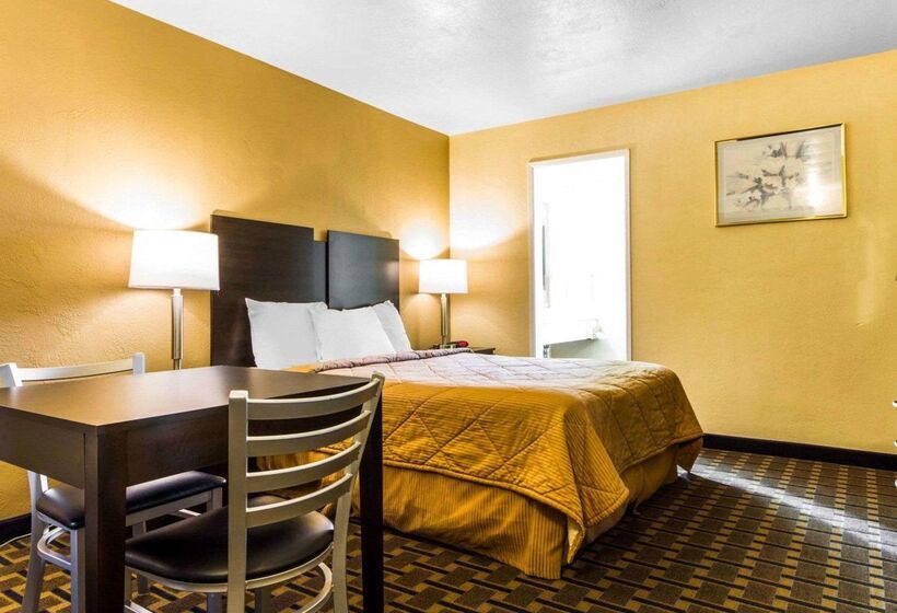 هتل Econo Lodge Sacramento Convention Center