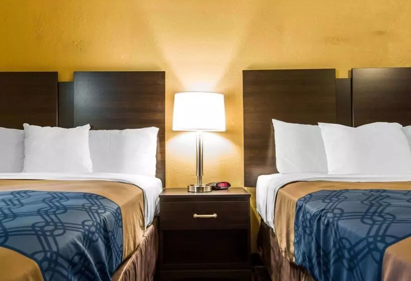 Отель Econo Lodge Sacramento Convention Center