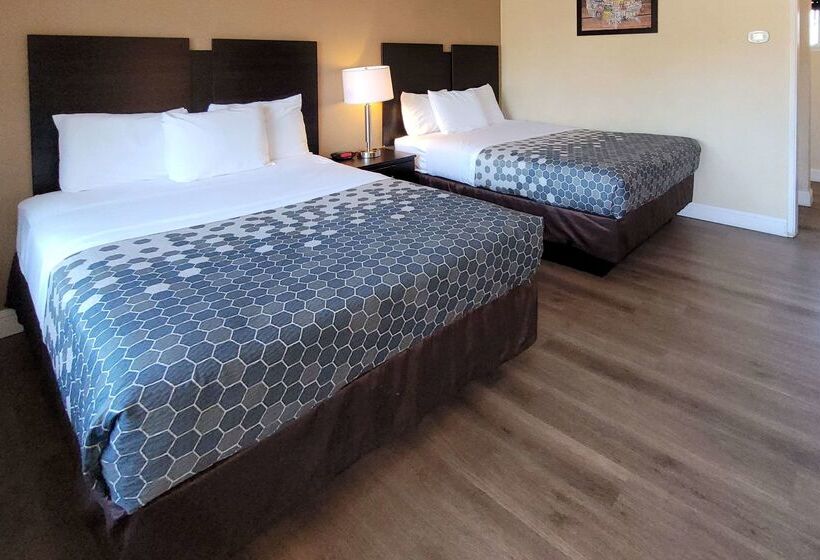 هتل Econo Lodge Sacramento Convention Center