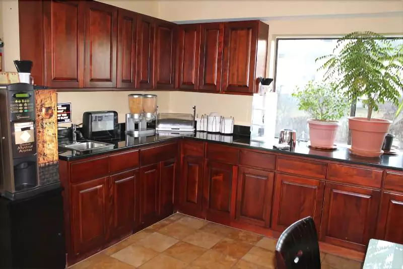 Отель Express Inn