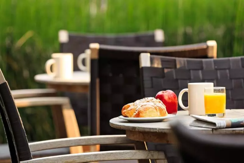 فندق Inn At East Beach