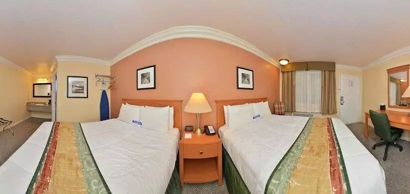 호텔 Inn By The Sfo