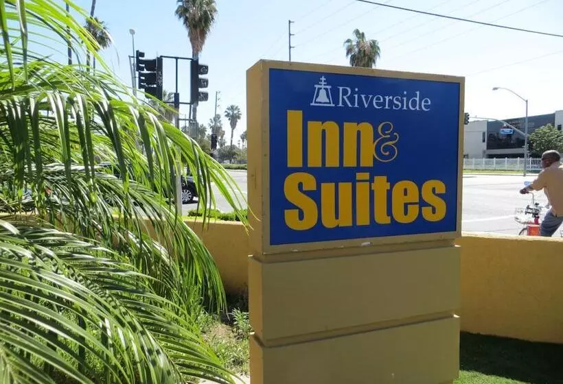 Hotel Riverside Inn & Suites