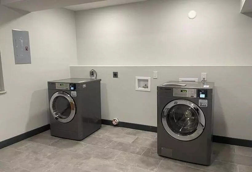 هتل Studio 6 Rock Springs Wy Flaming Gorge