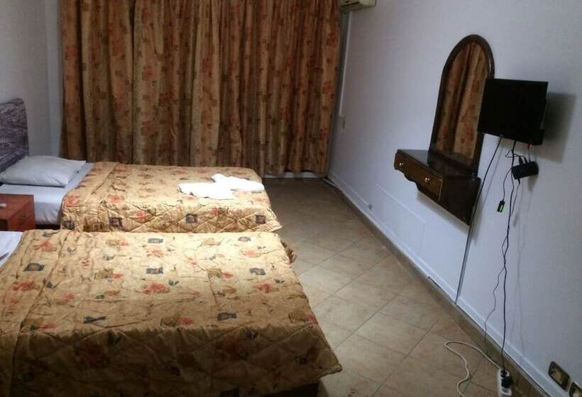 Welcome Arabesque Hostel