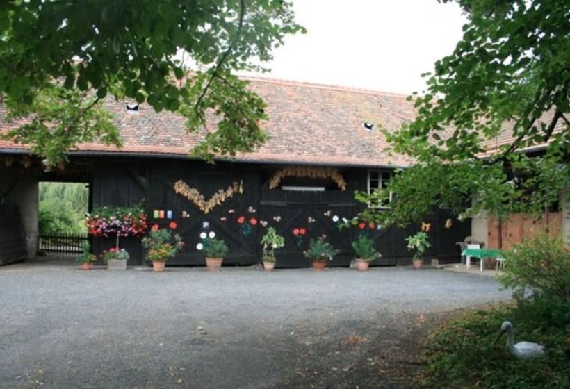 ベッドアンドブレックファースト Chambres D Hôtes Chez Mado Ottrott