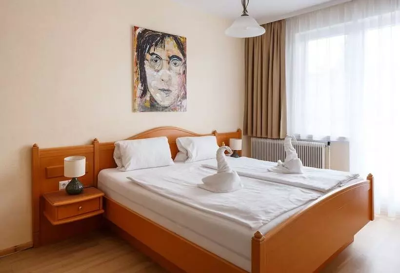 ベッドアンドブレックファースト Pension Laubenhof