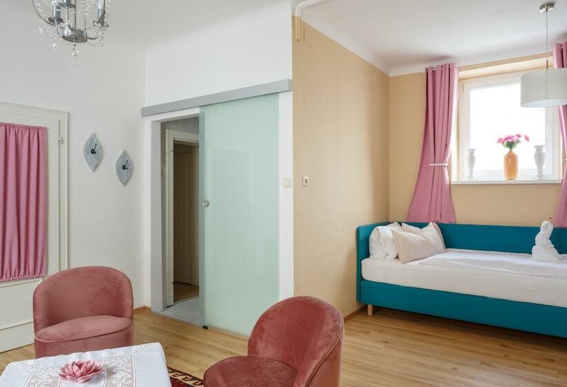 Bed and Breakfast Pension Laubenhof