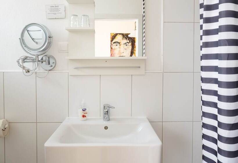 Bed and Breakfast Pension Laubenhof