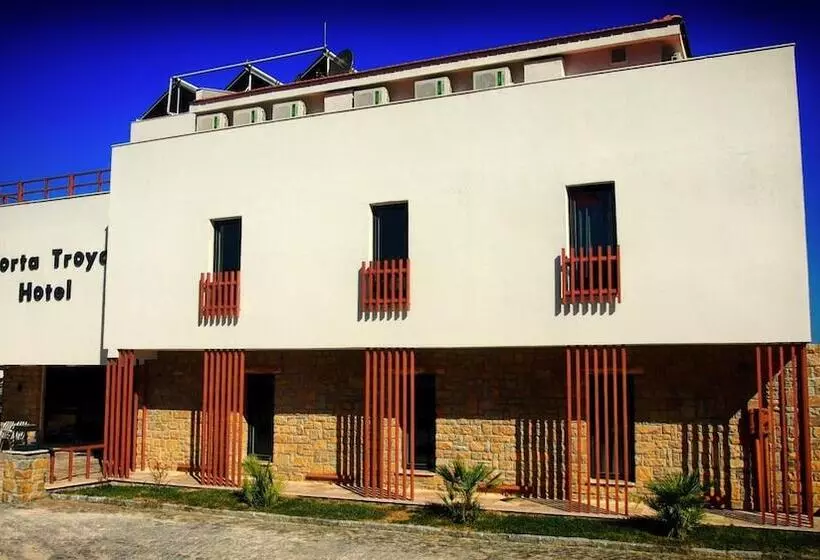 Hotelli Porta Trakis