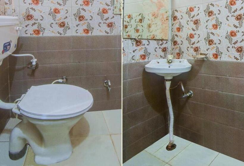 هتل Spot On Mangalam Guest House