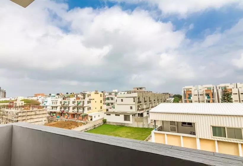 پانسیون Turn Left B&b