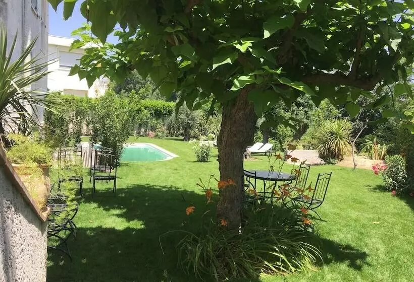 Majatalo Villa Louiserose