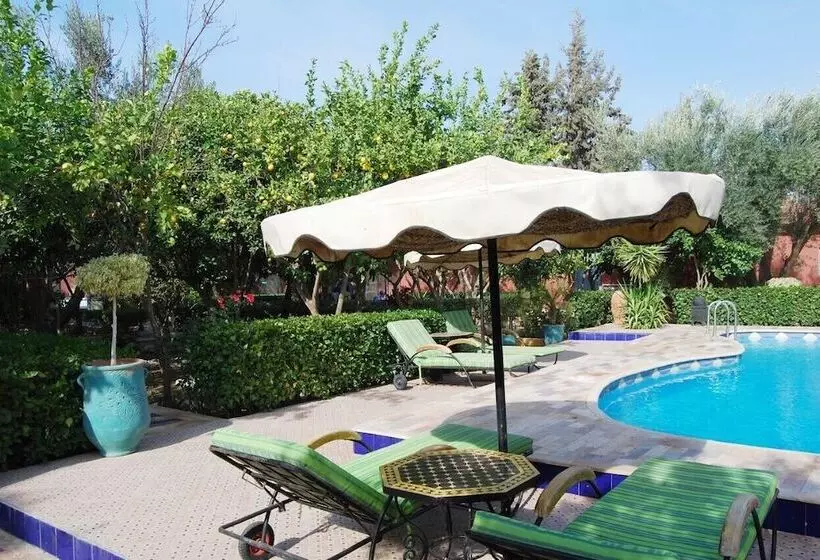Riad Les Jardins Mabrouk