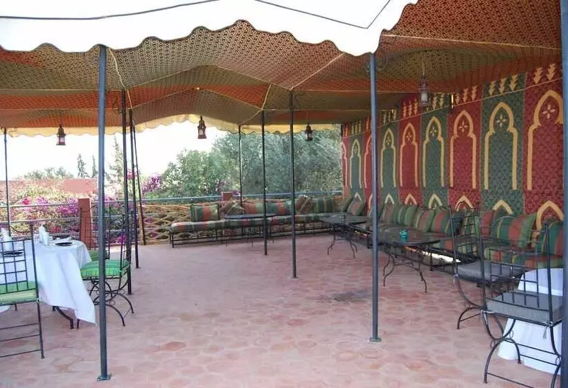 Riad Les Jardins Mabrouk