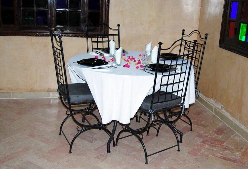 Riad Les Jardins Mabrouk