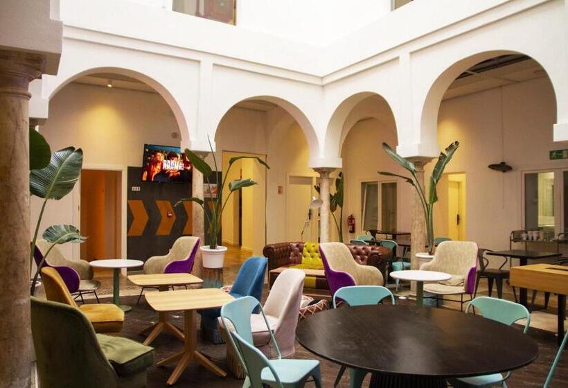 Room00 Salvador Hostel