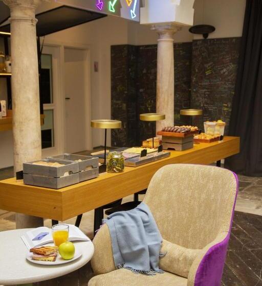 Room00 Salvador Hostel