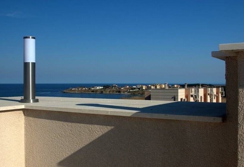 Seagarden Villa Resort