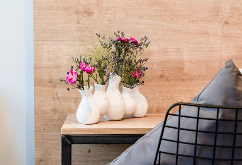 Coucou Hotel & Kuckucks Stube