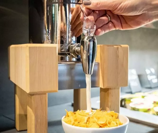 Coucou Hotel & Kuckucks Stube