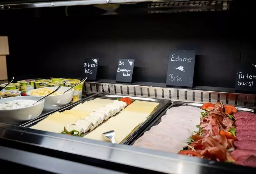 Coucou Hotel & Kuckucks Stube