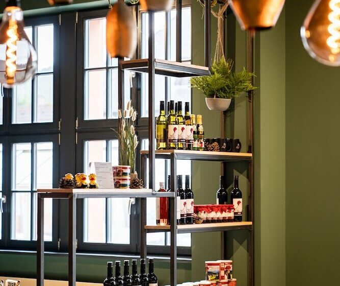 Coucou Hotel & Kuckucks Stube