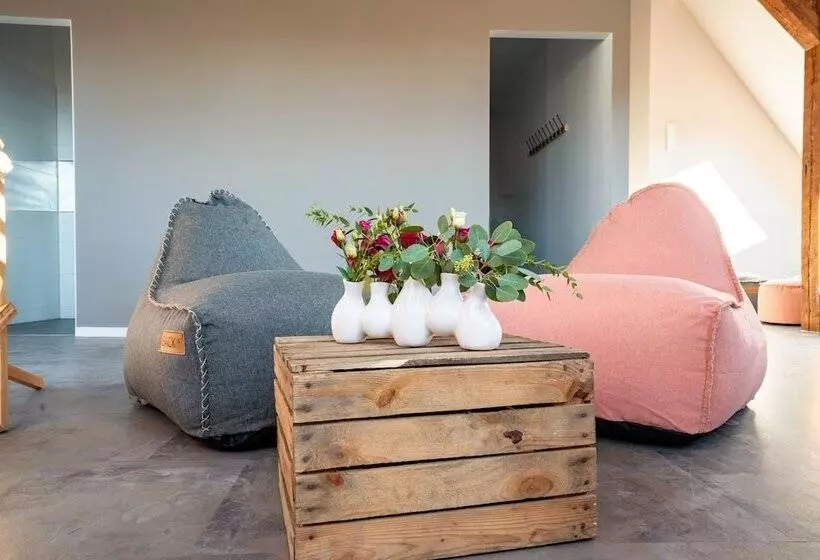 Coucou Hotel & Kuckucks Stube