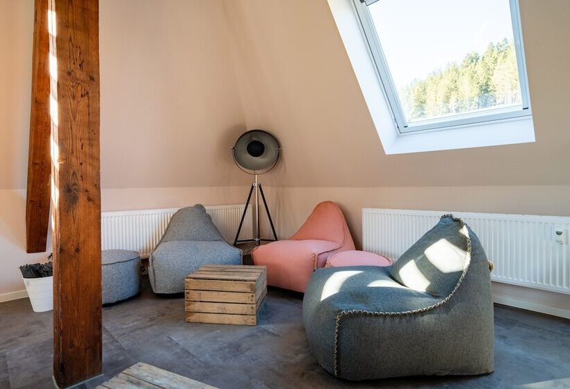 Coucou Hotel & Kuckucks Stube