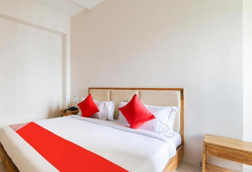 فندق Oyo 49529  Royal Palace