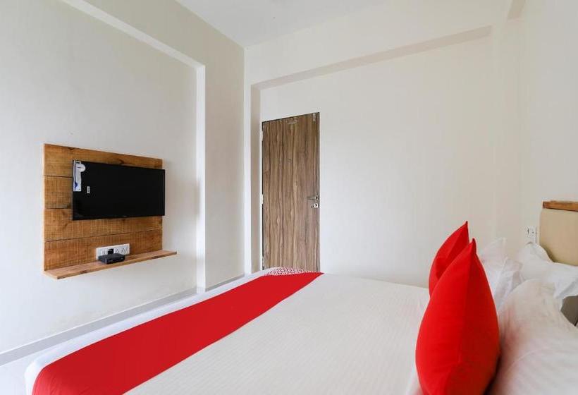 فندق Oyo 49529  Royal Palace