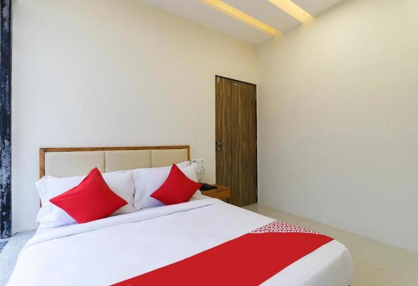 فندق Oyo 49529  Royal Palace