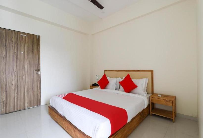 فندق Oyo 49529  Royal Palace