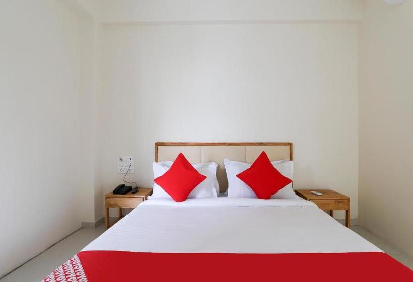 فندق Oyo 49529  Royal Palace