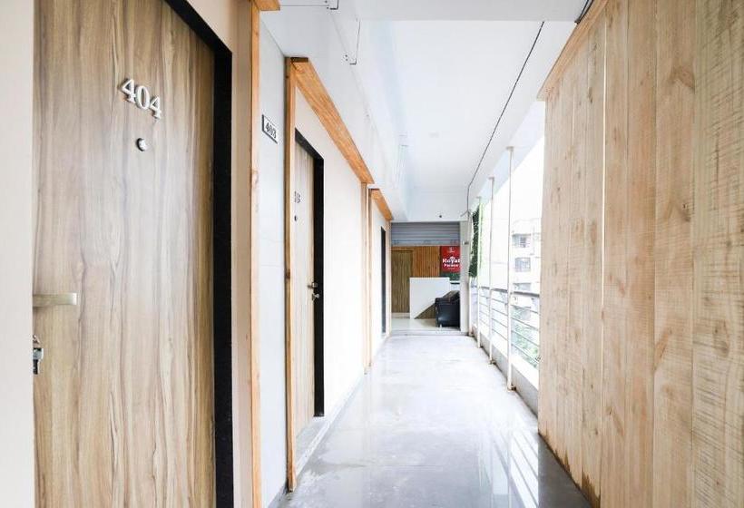 فندق Oyo 49529  Royal Palace